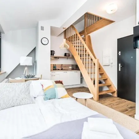 Kolobrzegu By Jantar *